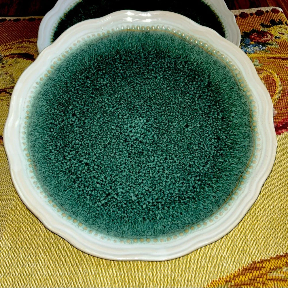 Mikasa Gourmet Basics Stoneware Reyna Teal Speckled Scalloped Edge Dinner Plate